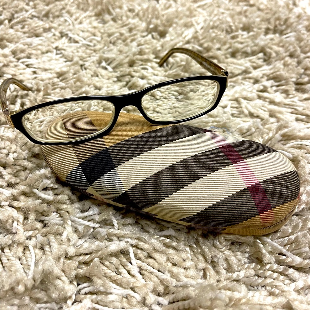 BURBERRY - Prescription Glasses with Case
